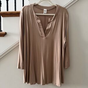 Sew In Love Taupe Split Neck Top — Size XL (New)